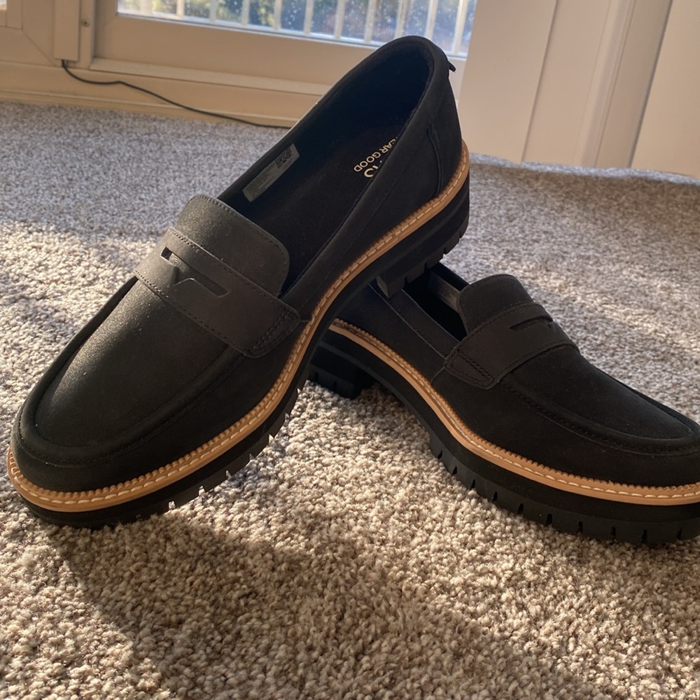 Toms Black Suede Lug Sole Penny Loafers - Picture 5 of 5